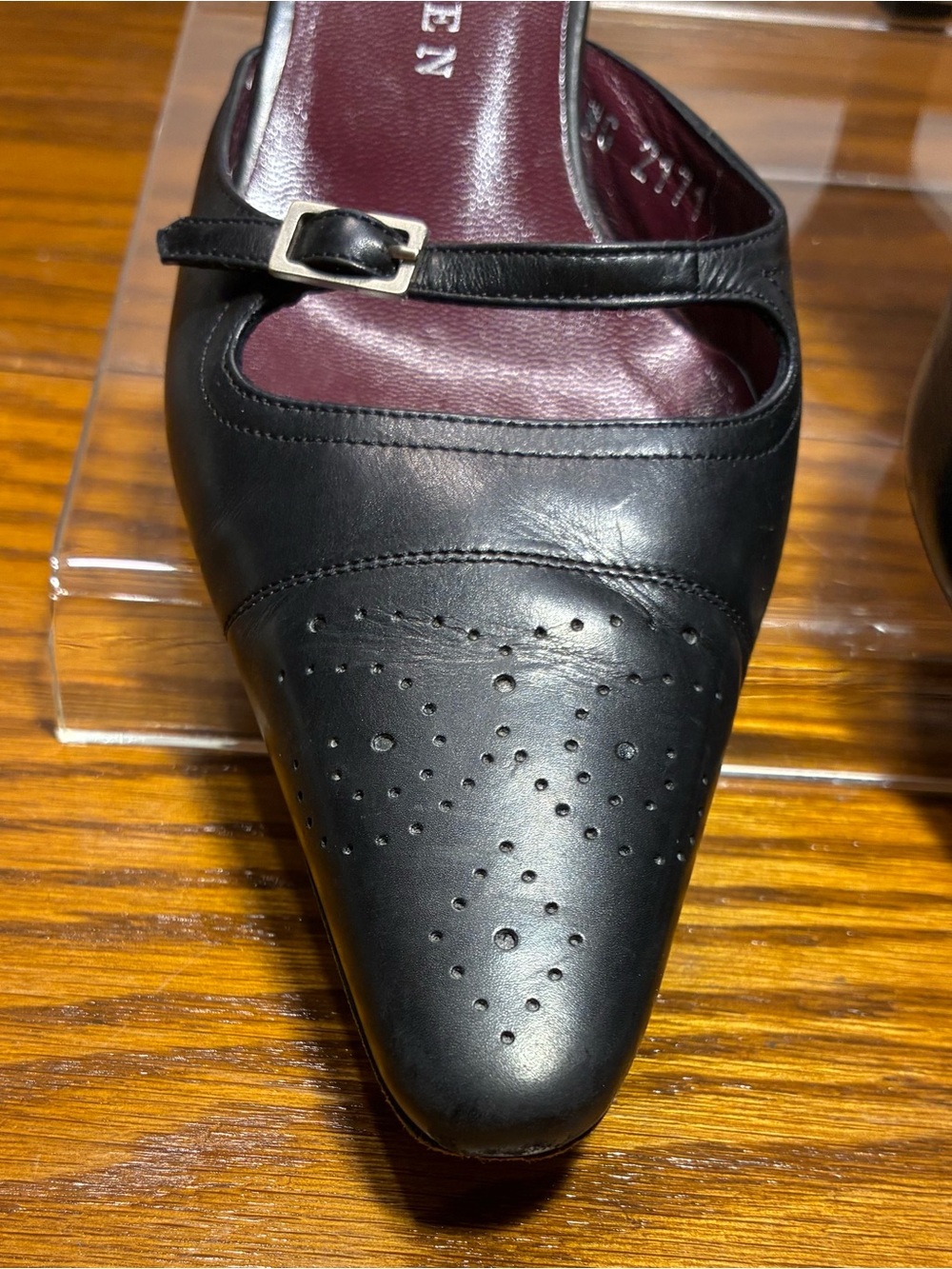 Y2K VTG Ralph Lauren ITALY MADE Perforated Toe Mary Jane Mules Black Leather 6 - Picture 3 of 16